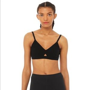 Alosoft Lounge Bra - Black